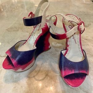 Alice and Olivia Wedge Platform Sandals